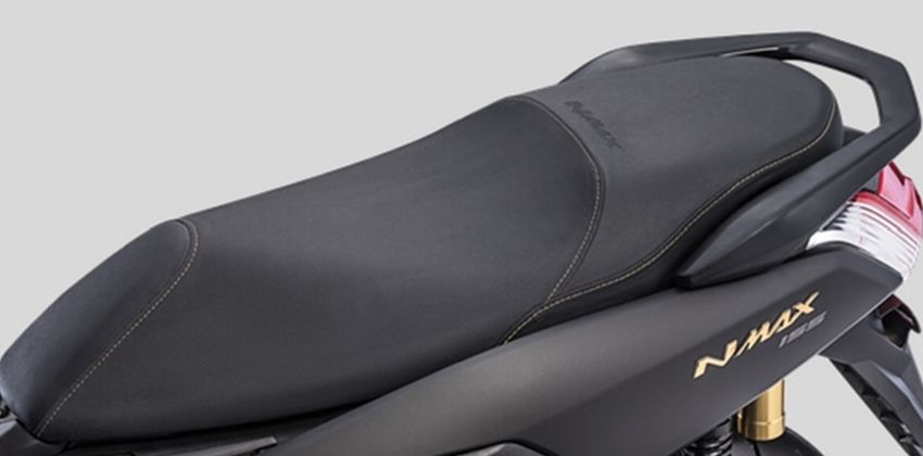 2020 Yamaha NMax seat