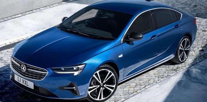 Holden Commodore side