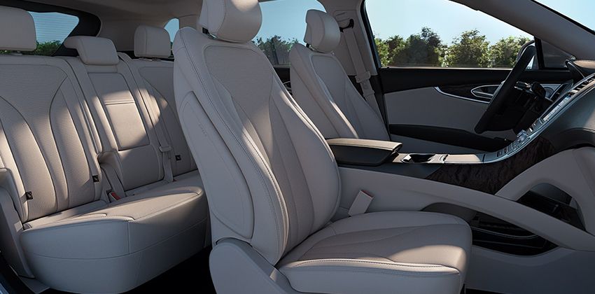 Lincoln Nautilus cabin