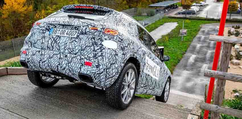 New Mercedes-Benz GLA rear