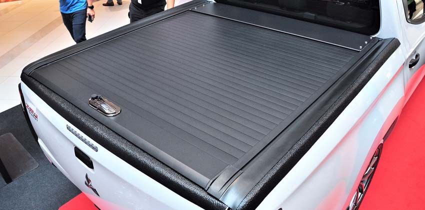 Mitsubishi Triton Quest boot