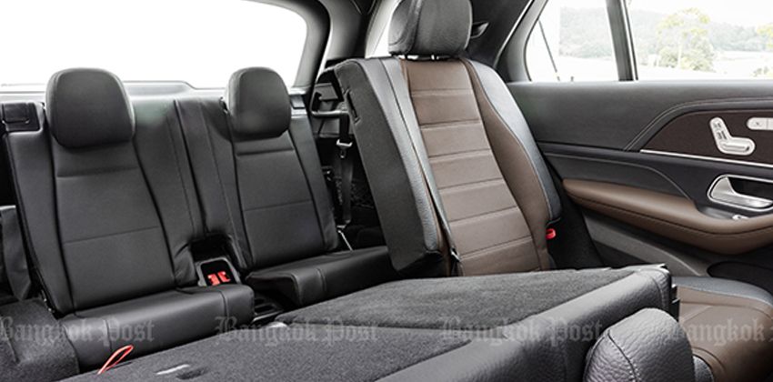 Mercedes-Benz GLE300d seat