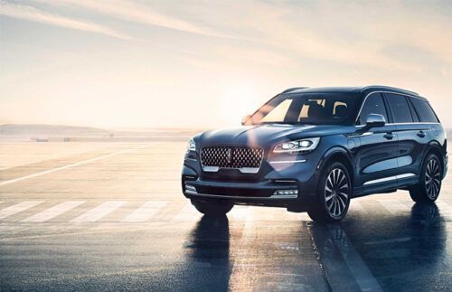 Lincoln Aviator Grand Touring flaunts a combined 23 MPG rating