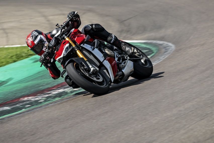 Ducati Streetfighter V2 Siap Meluncur Tahun Depan