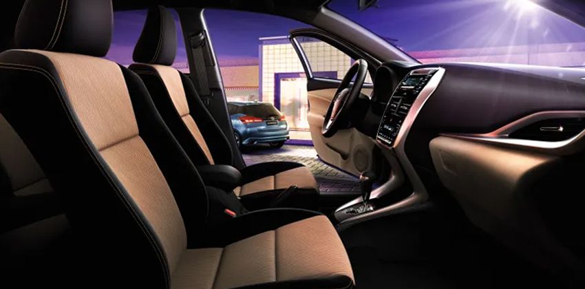 Toyota Yaris Hatchback cabin