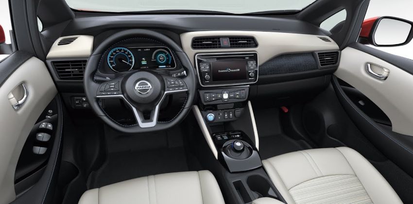 Nissan Leaf interior