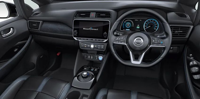 2020 Nissan Leaf interior