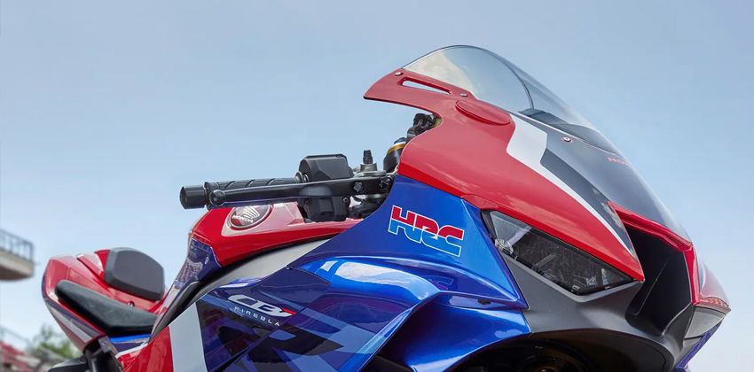 2020 Honda CBR1000RR-R front