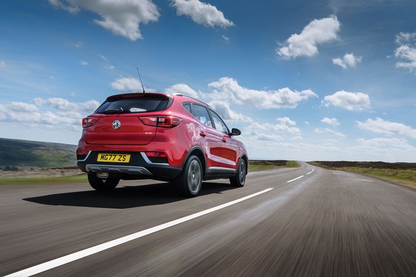 MG ZS pesaing Honda HRV