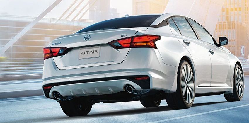 Nissan Altima rear
