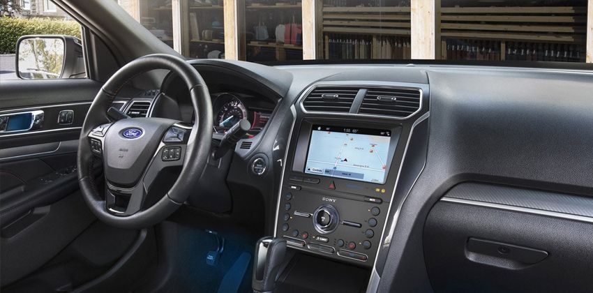 2019 Ford Explorer interior