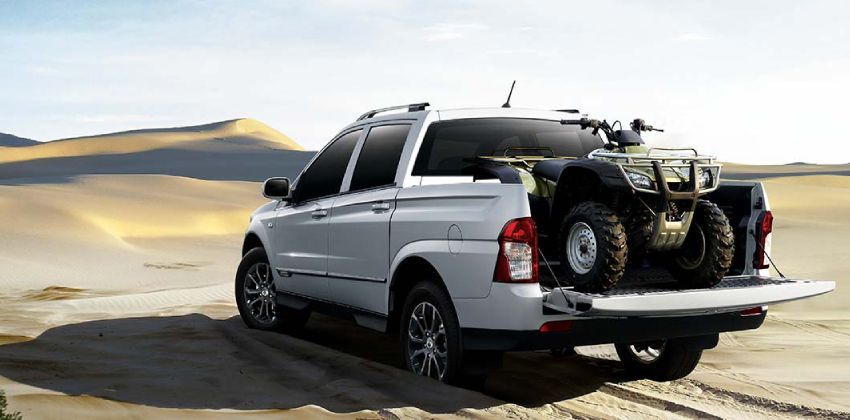 Ssangyong Musso rear