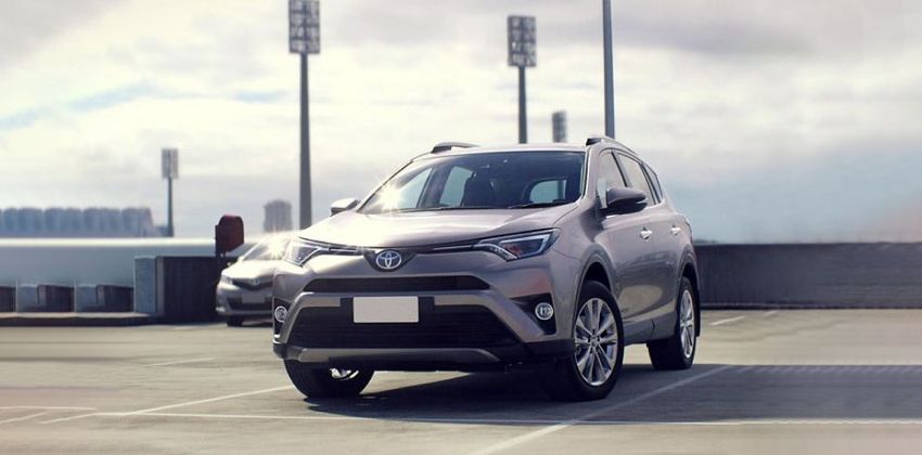 Toyota RAV4 front