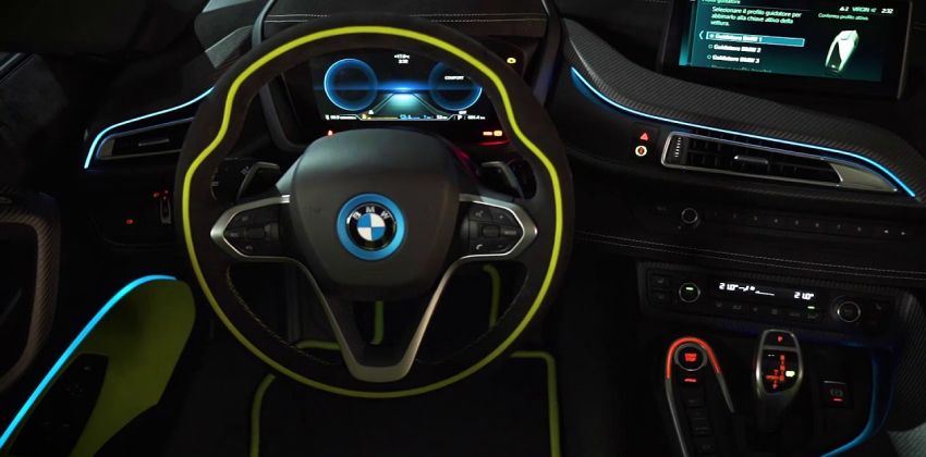 i8 Roadster LimeLight Edition interior