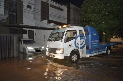 Bila Dokumen Hilang Atau Kena Banjir, Masih Bisa Klaim Asuransi Kendaraan?