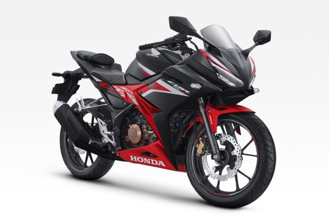 Honda CBR150R 2020 Punya Warna Baru, Harga Tidak Berubah Honda CBR150R 2020 Punya Warna Baru, Harga Tidak Berubah
