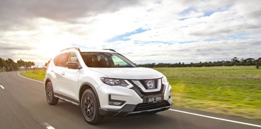 Nissan X-Trail front