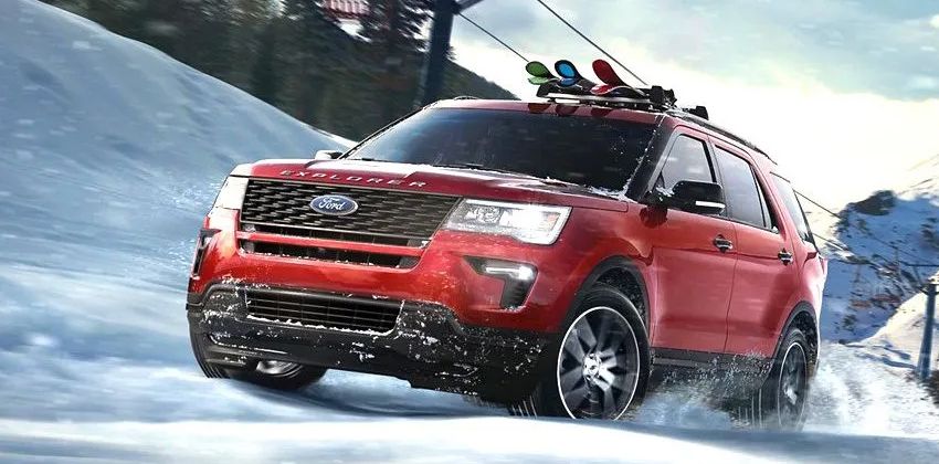 Ford Explorer front