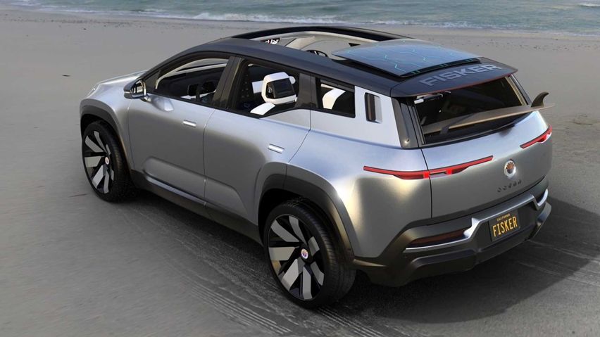 Fisker Ocean SUV electric belakang samping
