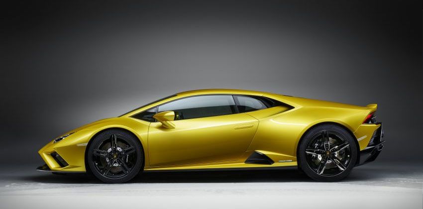 Huracán Evo RWD side