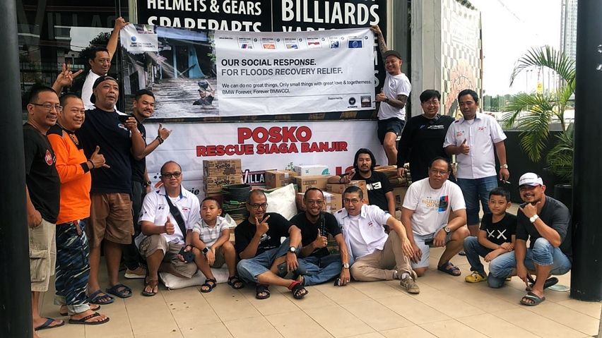 Komunitas BMWCCI donasi korban banjir
