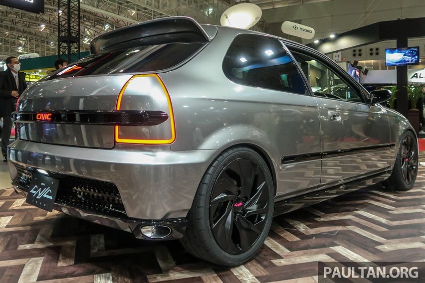 Honda Access pamerkan Civic Cyber Night Japan pada Tokyo Auto Salon 2020