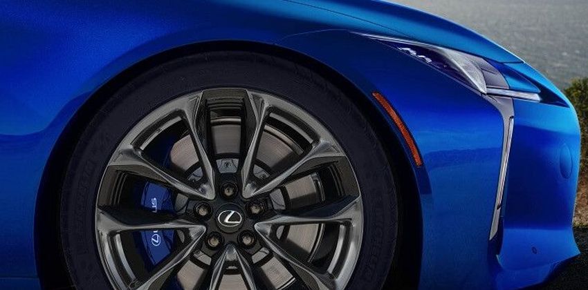 LC500 Convertible auction