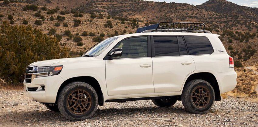 Next-gen Toyota Land Cruiser to get a hybrid powertrain