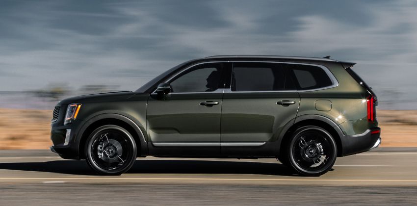 Kia Telluride side