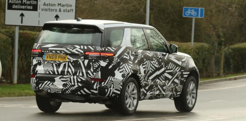 2020 Discovery teaser rear image