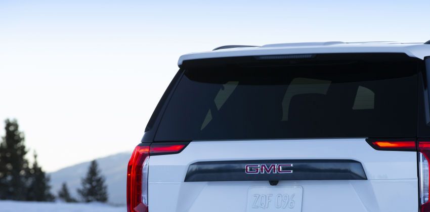 2021 GMC Yukon rear