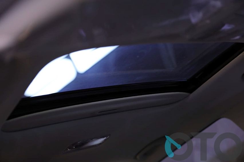 Sunroof Kia Seltos dongkrak kemewahan