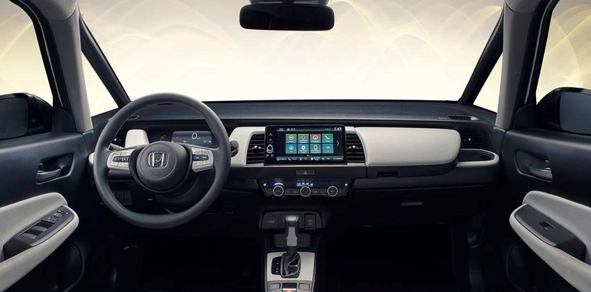 Honda Jazz Crosstar INTERIOR