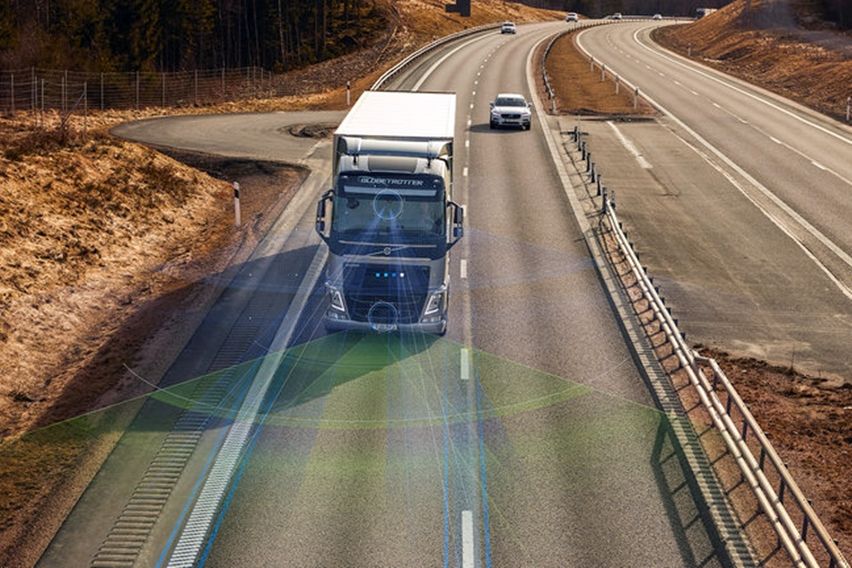 Teknologi canggih truk Volvo