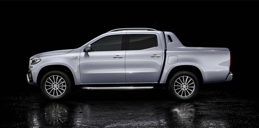 Mercedes Benz X-Class side