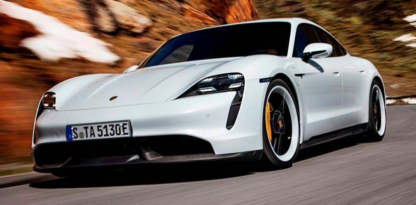 Porsche Taycan Turbo S front