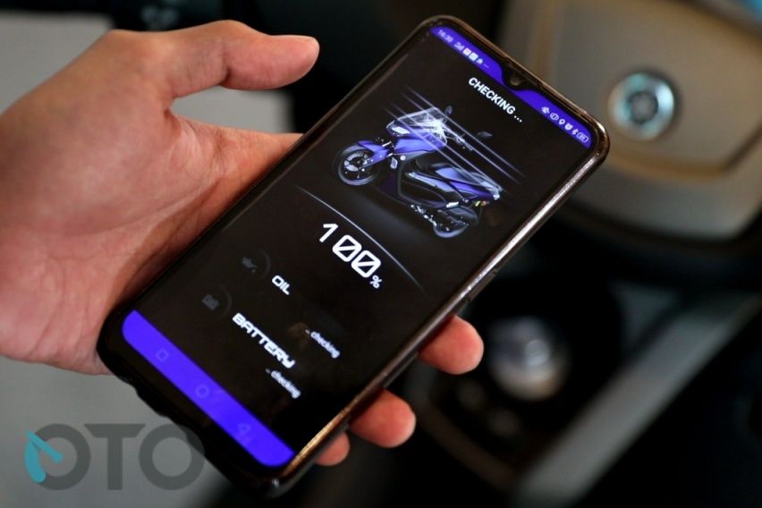Beragam informasi motor bisa diakses dari layar smartphone
