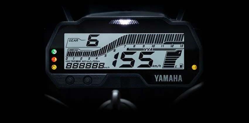 Yamaha YZF R15 digital display