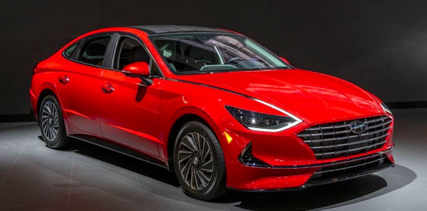 2020 Hyundai Sonata Hybrid front