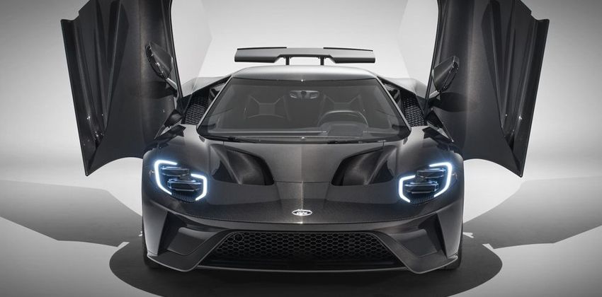 2020 Ford GT front
