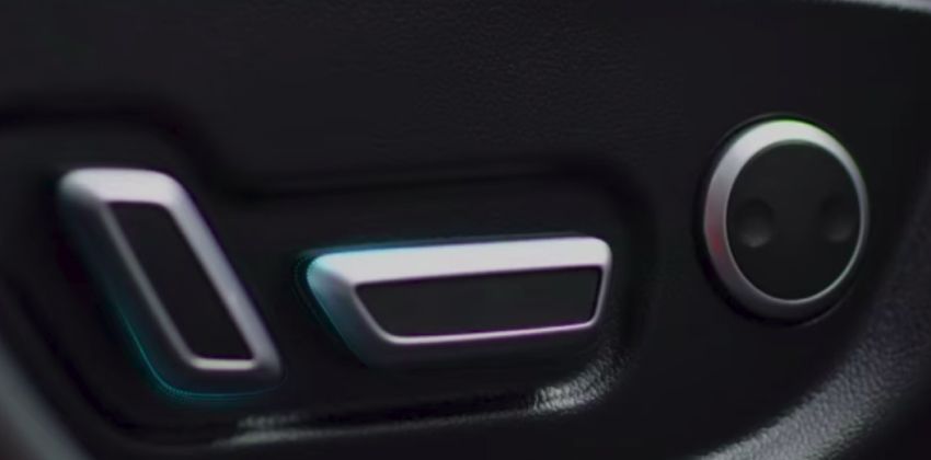 2020 Proton X70 features