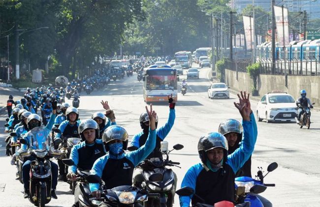 DOTr clamps down on unregistered motorcycle taxis