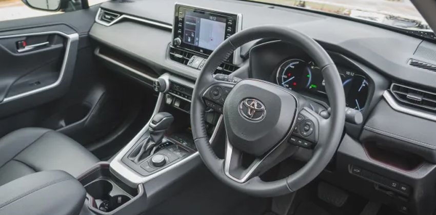 Toyota RAV4 Hybrid cabin