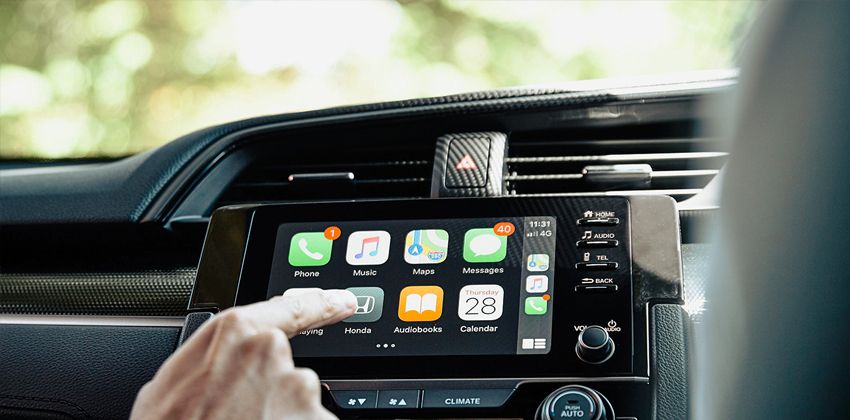 Honda Civic Hatch touchscreen display