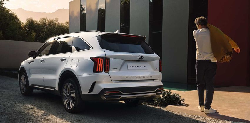 2021 Kia Sorento rear