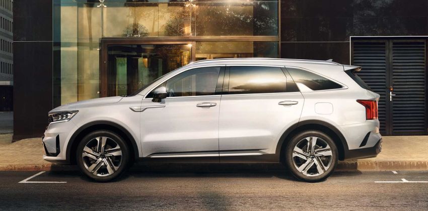 2021 Kia Sorento side profile