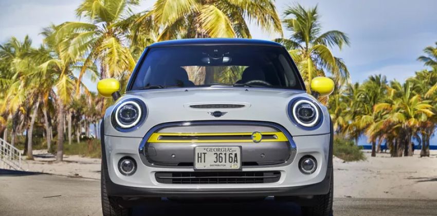 2020 Mini SE