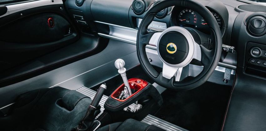 Elise Cup 250 Bathurst Edition interior