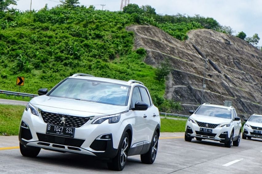 peugeot 5008 review