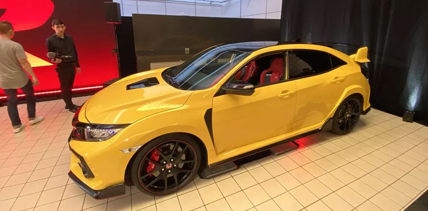 Honda Civic type R side